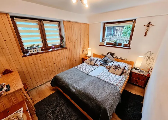 Dlugoszowka 公寓 *