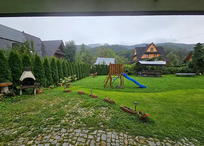 Dlugoszowka 公寓 *